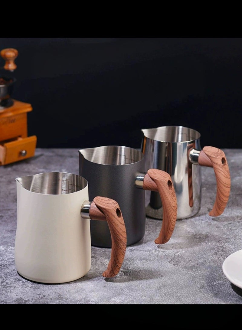 Stainless steel coffee latte pitcher with marked patterns for special coffee cups - Image 1