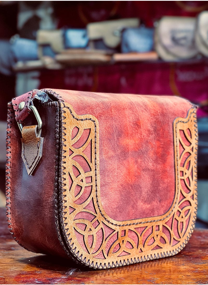 Small Leather Crossbody Bag – Stylish, functional, and handcrafted with premium materials.  ✔️ 100% genuine leather ✔️ 3 zippered compartments ✔️ Soft velvet lining ✔️ Secure magnetic closure ✔️ Adjustable leather strap 📏 Size: 22×18 cm – Small size  🧵 Handmade with care and durability 🎯 Great for casual outings and everyday essentials 🛡️ High quality + warranty + after-sale support  🎁 Get yours today and enjoy the elegance of real leather ⭐ Don’t forget to leave a review after receiving – we value your feedback!  #CrossbodyBag #SmallBag #HandmadeLeather #GenuineLeather #2025Fashion #LeatherAccessories #WomenStyle #MagneticClosure
