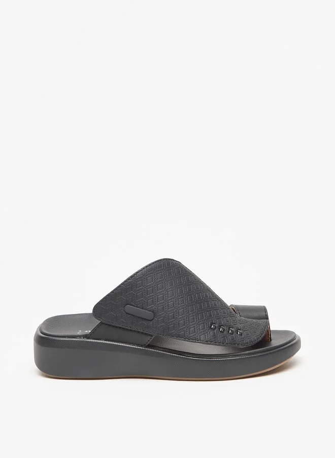 دوتشيني Boys Textured Slip-On Arabic Sandals
