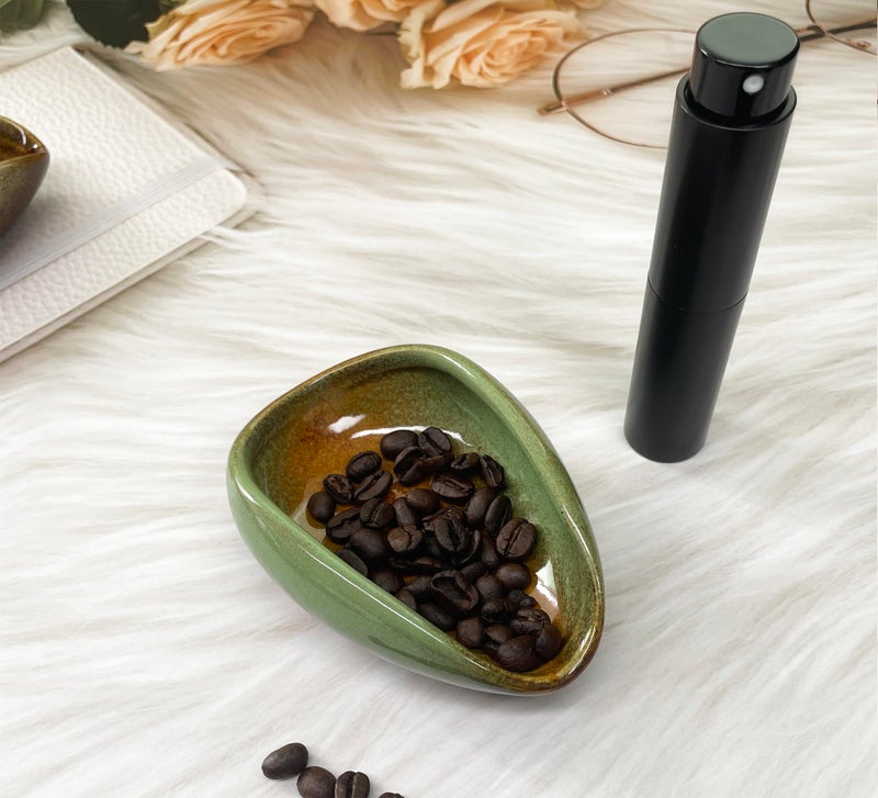 LamChyar Coffee Bean Dosing Cup with RDT Spray Bottle Set, Ceramic Single Dose Measuring Tray, Coffee Bar Accessories, Green, 25g Capacity - Image 2