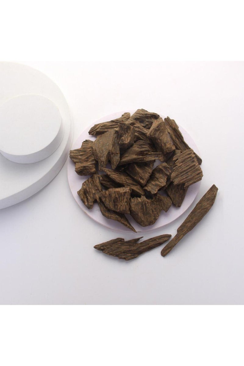 عود تايلندي فاخر كسرة كسرة ممتلئ بالدهن ثابت على الجمر – أوقية 28 جرام