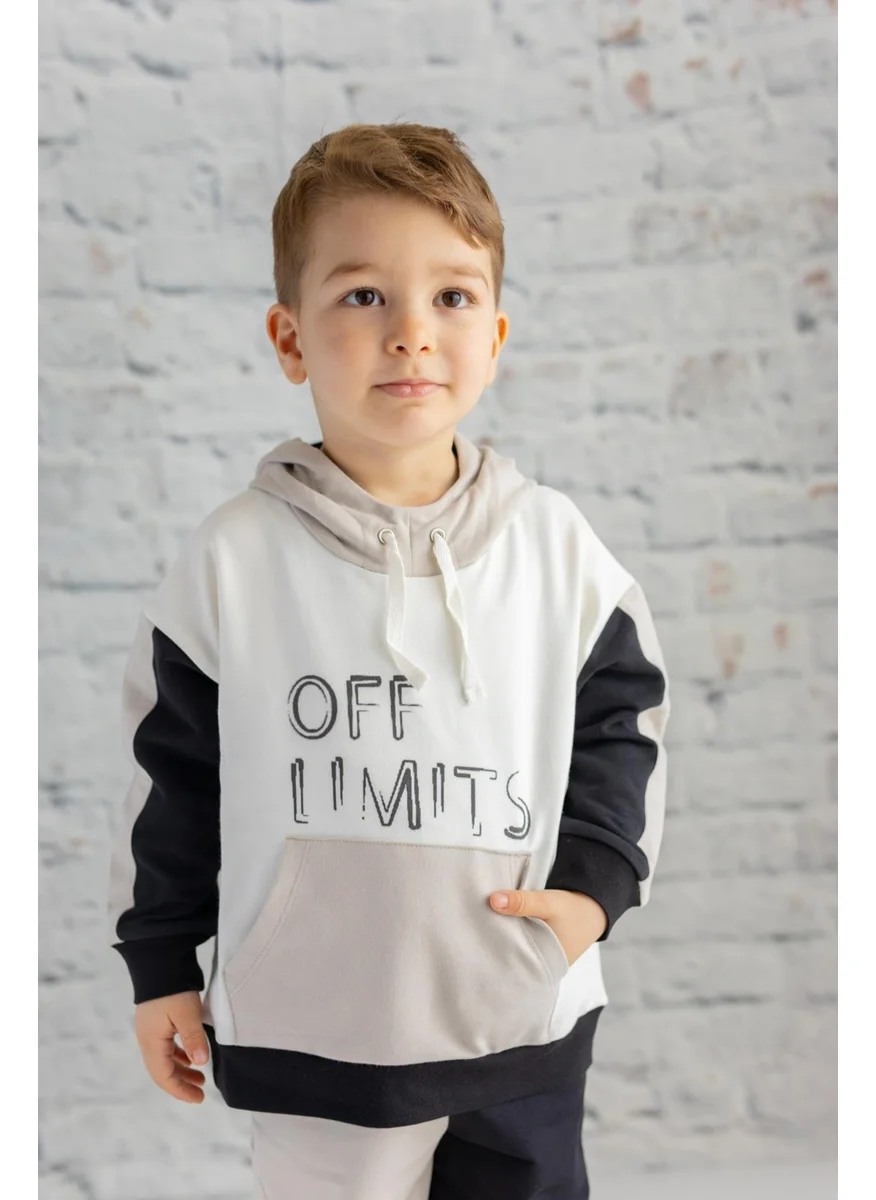 Zeyland Boy's Kangaroo Pocket Hooded Sweatshirt