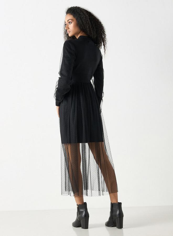 تواكستريمز فستان ميدي شبكي بارز الملمس بياقة عالية وأكمام طويلة من تو إكستريمز - Image 3