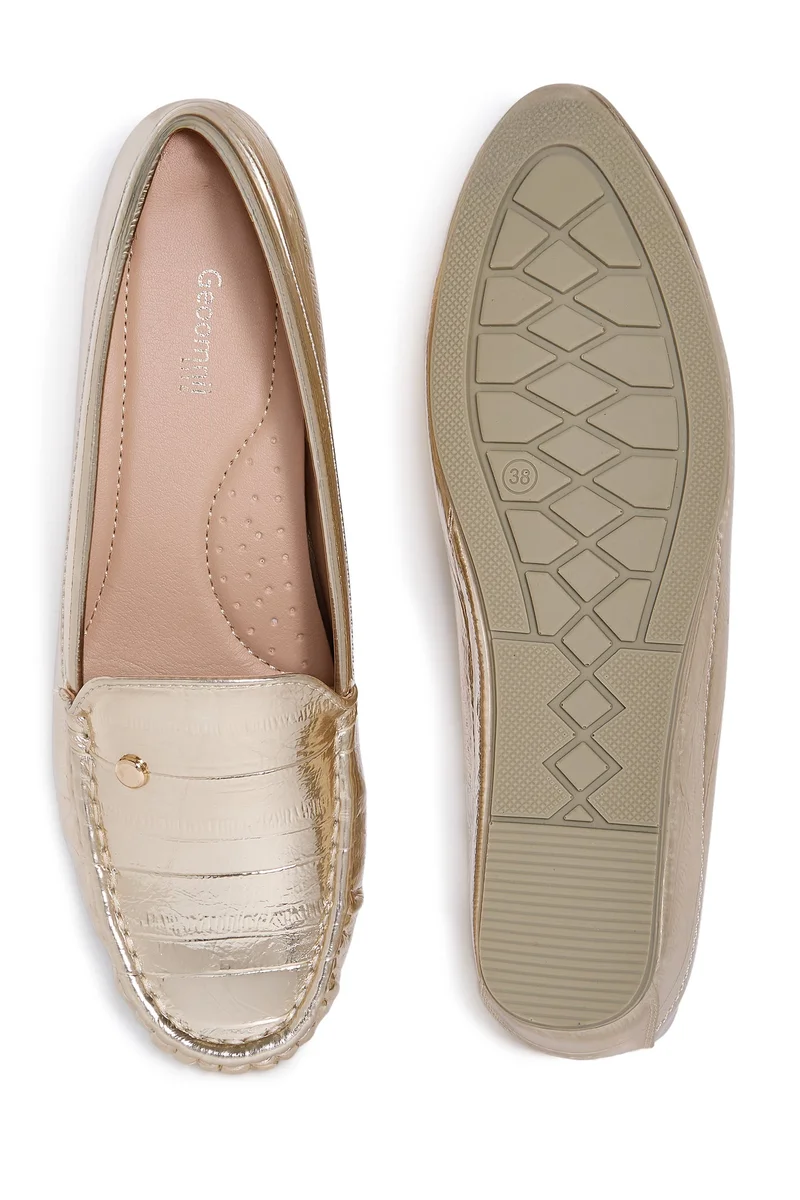 Geoomnii GOLD Geoomnii Closed Flat Shoes for Women – Comfortable Slip-On Ballet Flats for Office, Daily Wear & Casual Use for Women | Best Price UAE