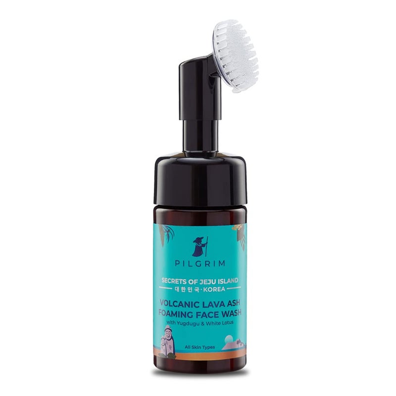 PILGRIM Pilgrim Volcanic Lava Ash Face Wash with Brush | Infused with Yugdugu & White Lotus | Removes Oil, Dirt & Impurities | Mattifying Cleanser for Oily Skin | 4.06 Fl Oz (120ml) 