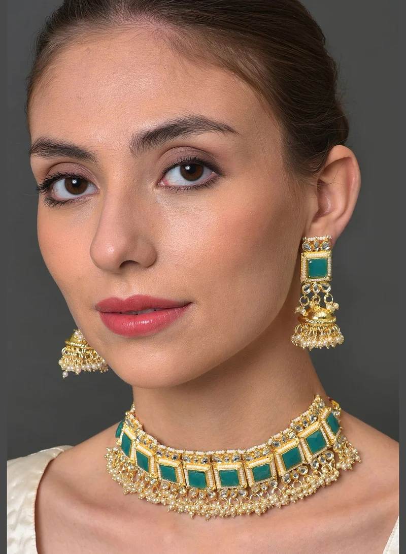 SOHI Kundan Pearl Gold Plated Necklace Set