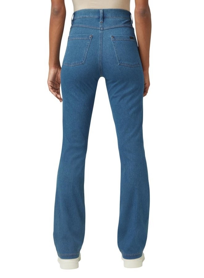 HUE Women's Ultra Soft High Waist Denim Baby Bootcut Leggings, Medium Wash - Image 2