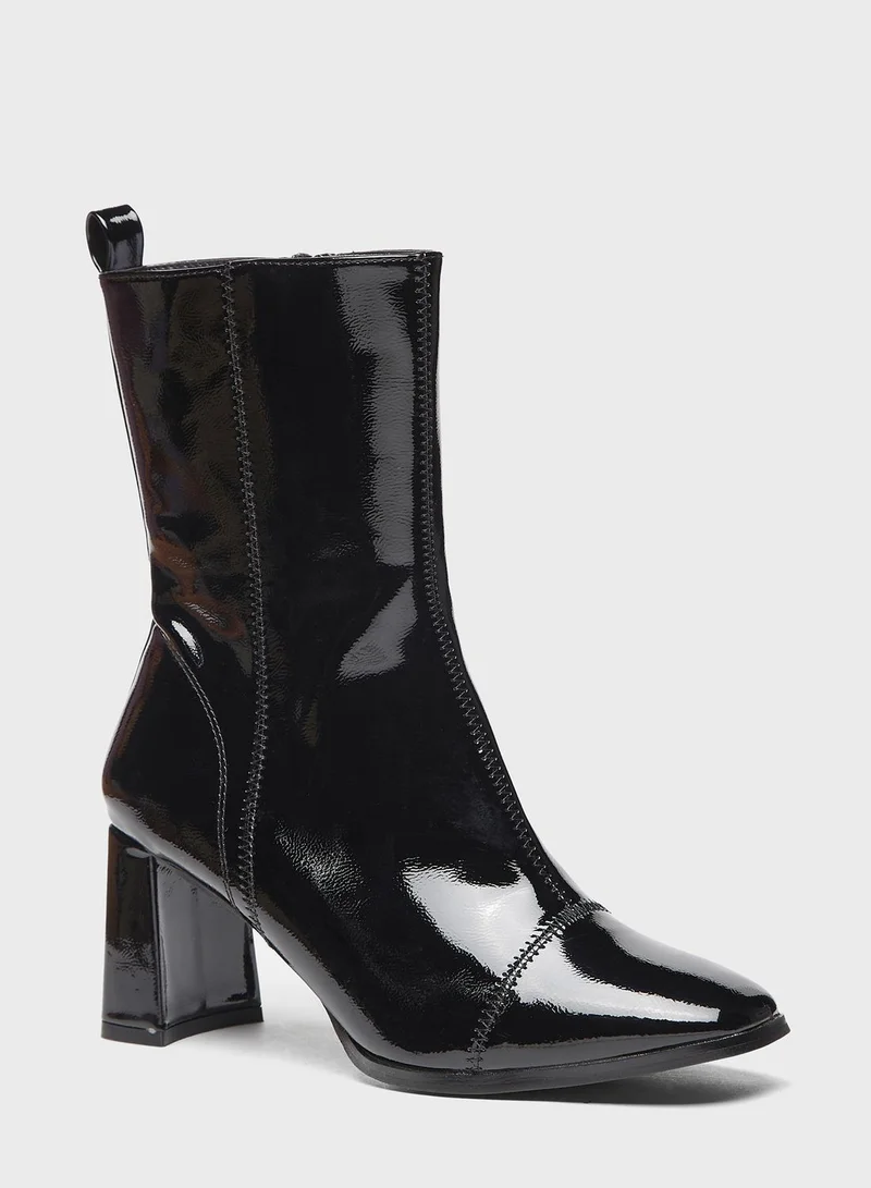 shoexpress Pointed Toe Ankle Boots