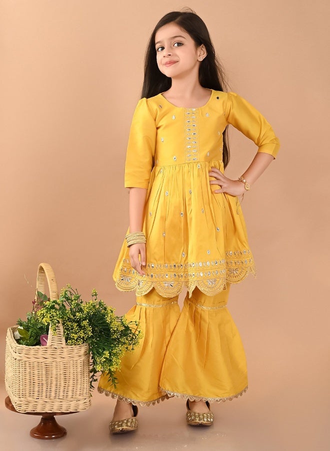 Girls Yellow Kurta Set