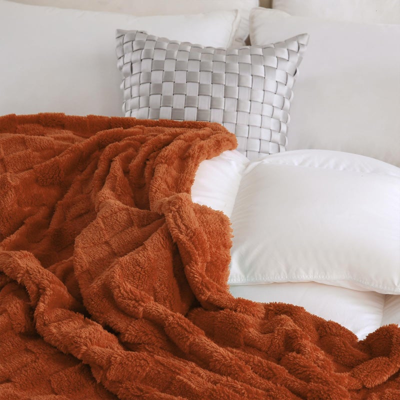 Linecooo Burnt Orange Fleece Throw Blanket 50â€Ã—60â€ for Couch Sofa Bed,Super Soft Cozy Plush Microfiber Flannel Blanket with 3D Checkered Design Lightweight for Adults,Woman,Girls - Image 5