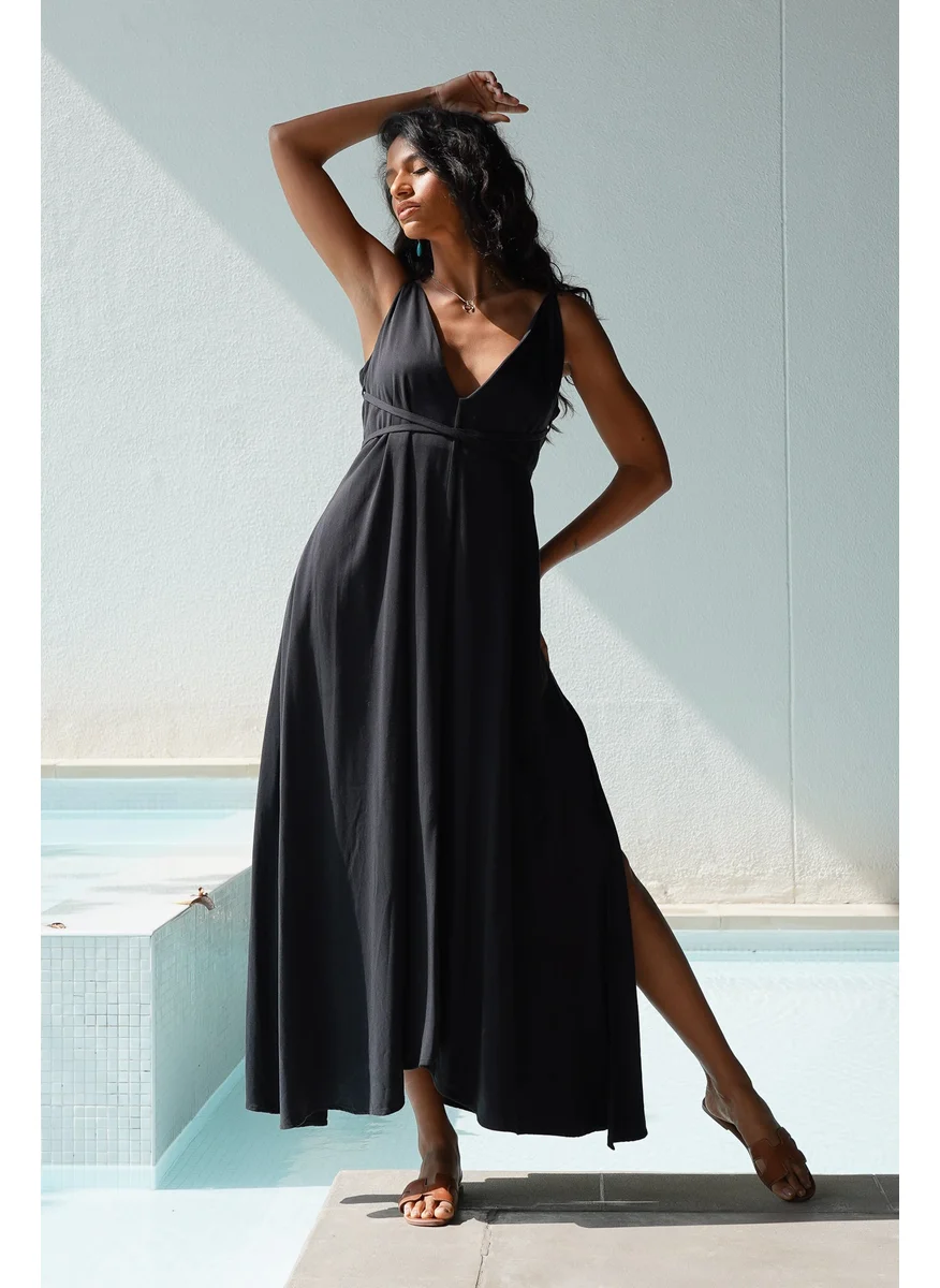 نوماد Plunge Maxi Dress with Side Slit