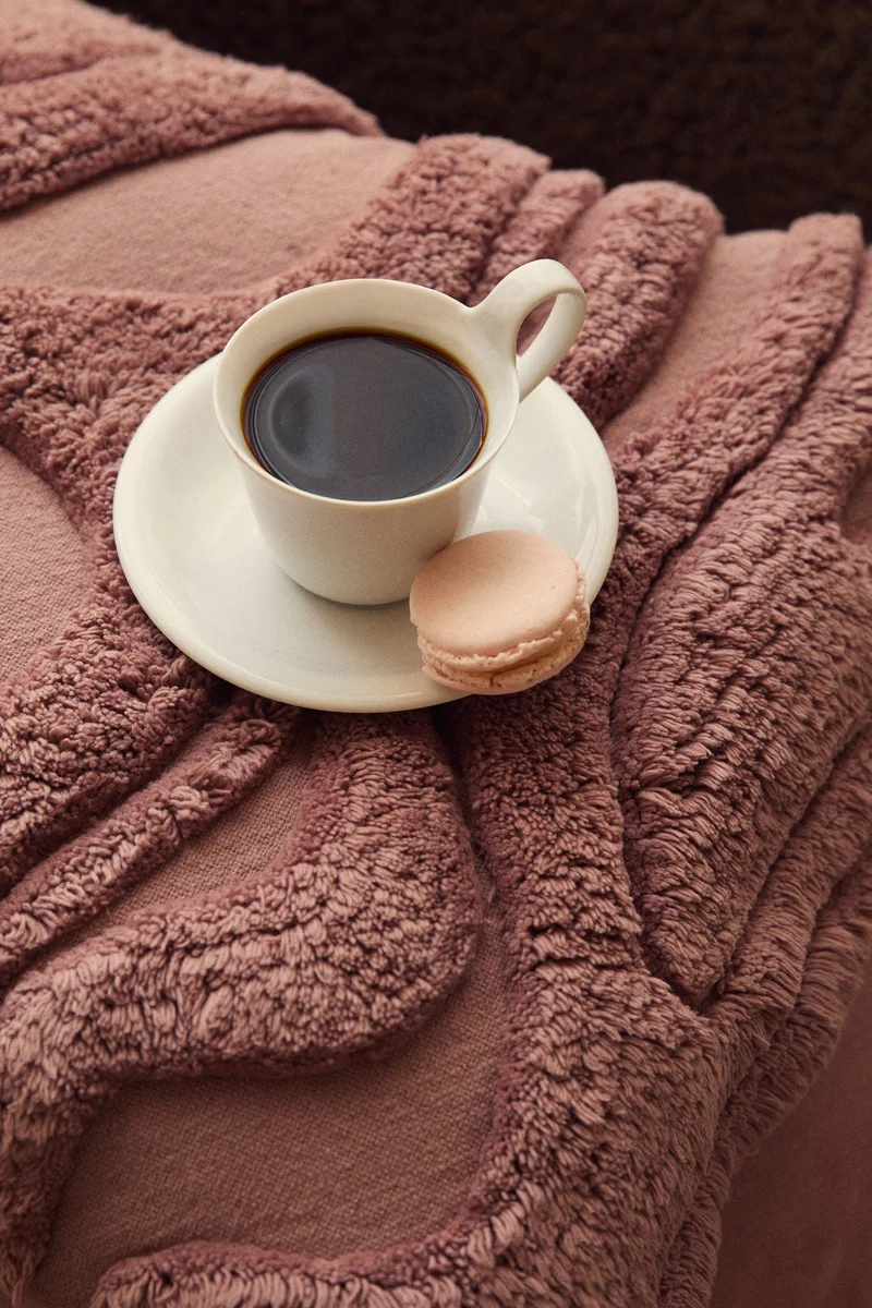 اتش اند ام غطاء وسادة من القطن المنقوش