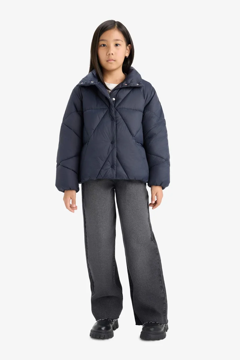 ديفاكتو Girl Buttons Pocketed Puffer Jacket