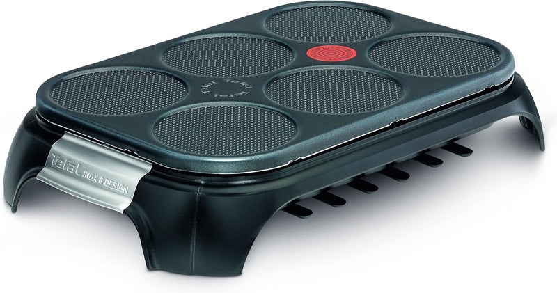 تيفال تصميم حفلة الكريبات من تيفال (Tefal Crep Party Design)، يحتوي على 6 نقوش، يناسب الكريبات والبليني والبانكيكات، مزود بوعاء حفظ ساخن (Thermospot) وملحقات تخزين، اللون أسود/فولاذ مقاوم للصدأ، الرقم المنتج: PY558813 - Image 1