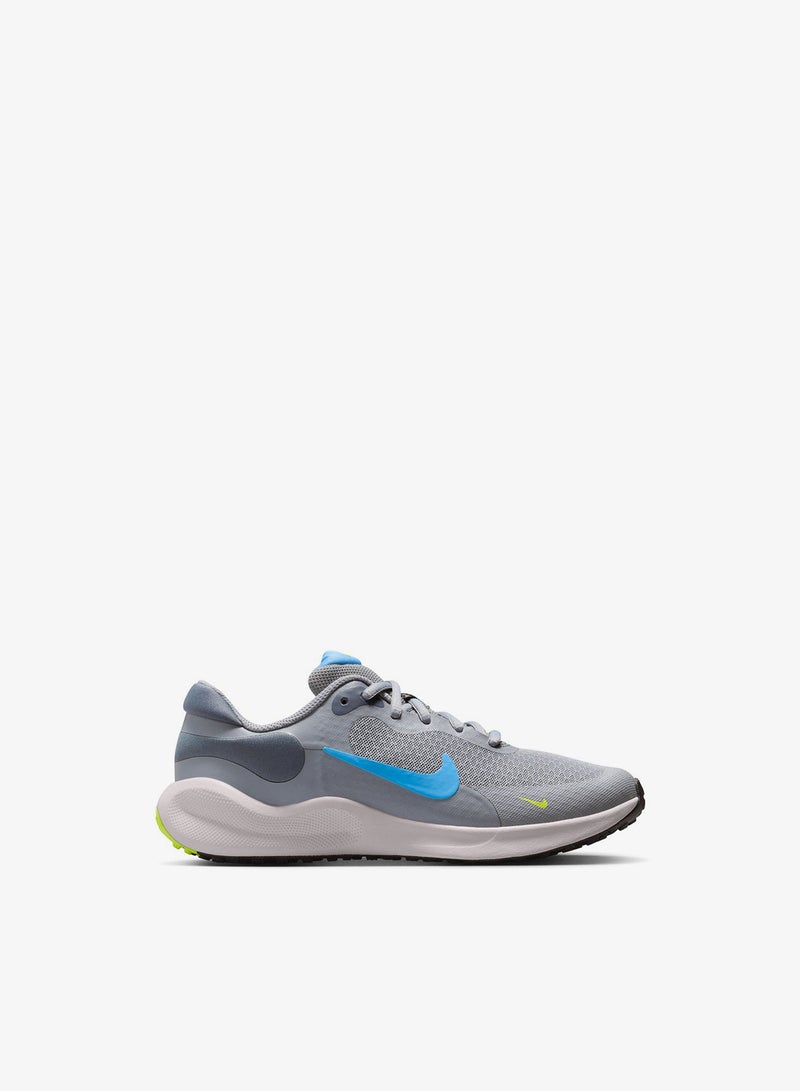 Nike Revolution 7 Older Kids' Road Running Shoes - Image 1