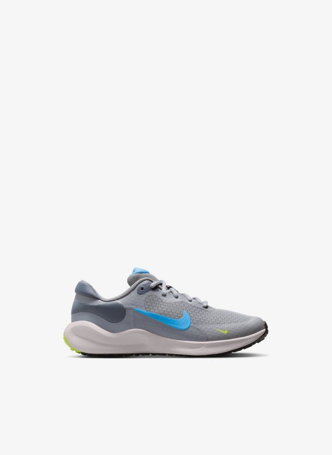 Nike Revolution 7 Older Kids' Road Running Shoes - Image 1