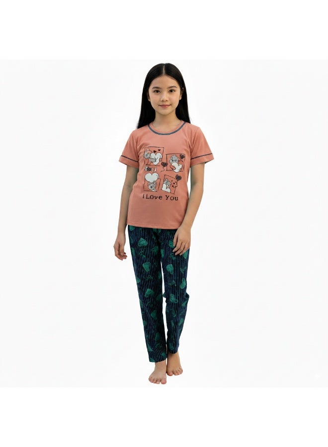 جوانا طقم بيجاما بناتي بطبعة أحبك، قميص بأكمام قصيرة وبنطال طويل، زهري فاتح - Image 1