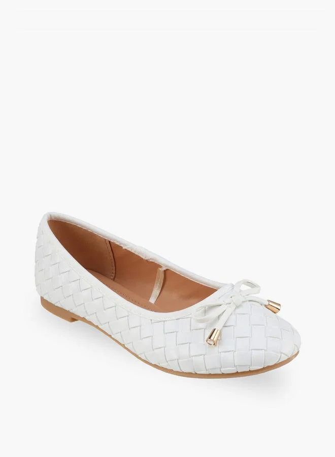 فلورا بيلا من شو إكسبرس Flora Bella Girls Bow Accent Ballerina Shoes