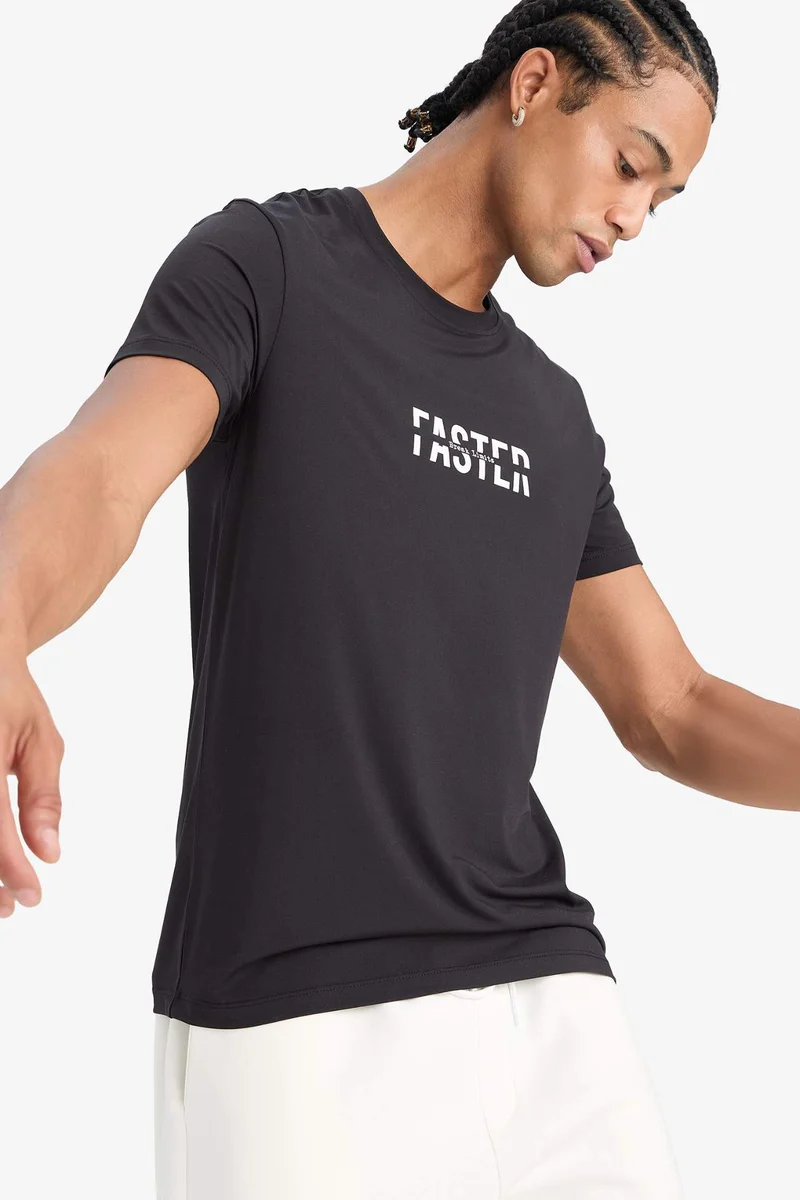 ديفاكتو DeFactoFit Slim Fit Crew Neck Printed Sports T-Shirt