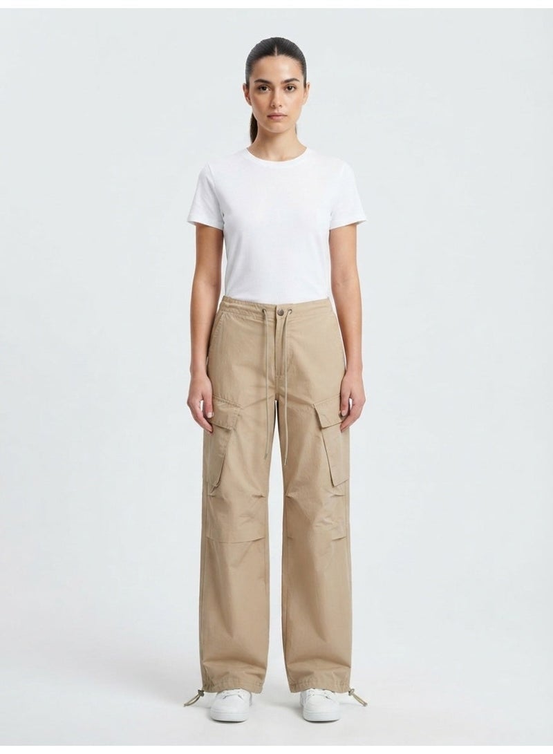 Zara Women's Beige Relaxed Fit Cargo Pants - Image 1