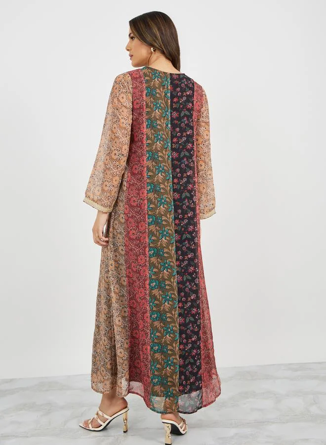 Styli Printed Color Block Jalabiya with Lace Trim Detail