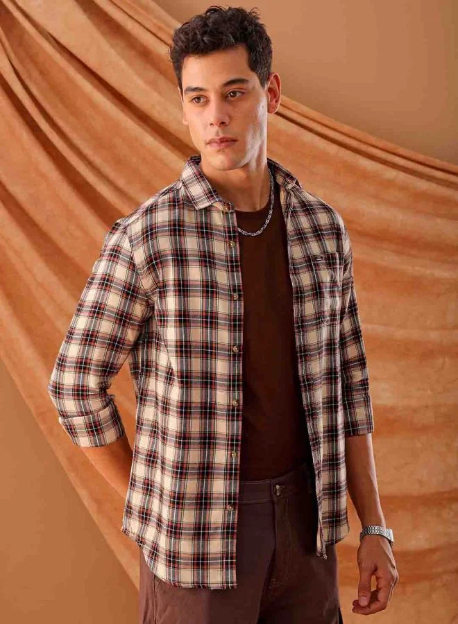 The Indian Garage Co Men Slim Fit Checkered Full Sleeves Cutaway Collar Casual Shirt