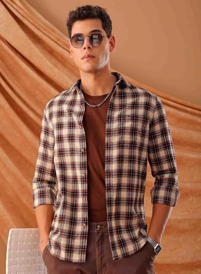 The Indian Garage Co Men Slim Fit Checkered Full Sleeves Cutaway Collar Casual Shirt
