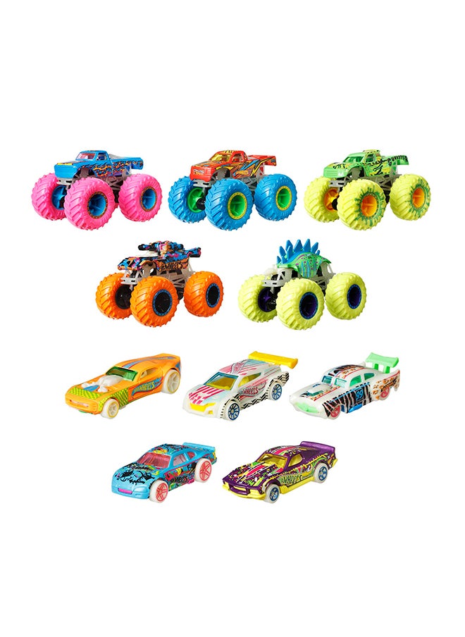 Hot Wheels Monster Trucks, Die-Cast Glow-in-the-Dark 1:64 Scale Toy Truck (Styles May Vary)  - Image 2
