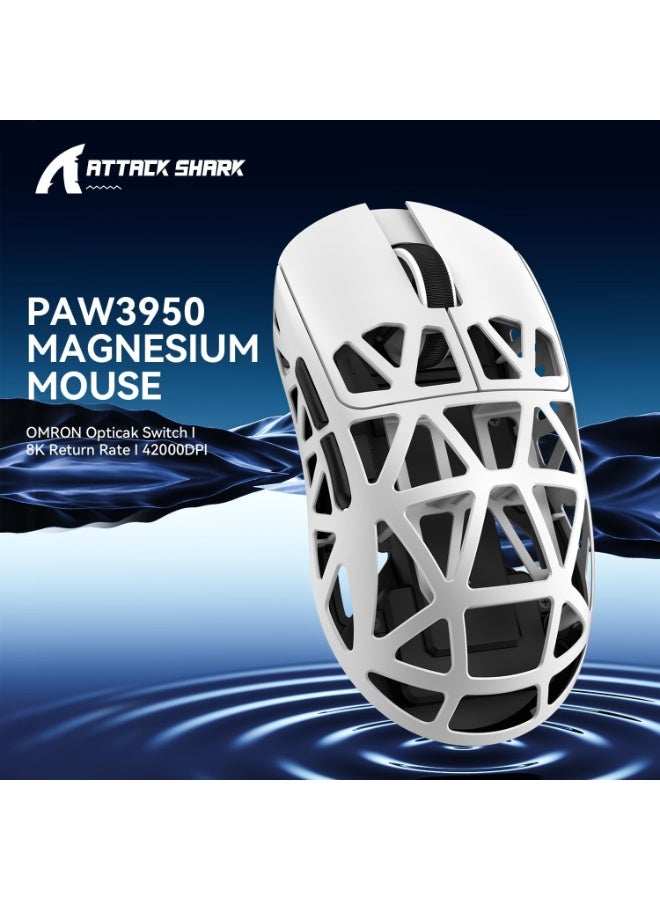 هجوم القرش ماوس ألعاب خفيف الوزن للغاية 48 جرام R2، مصنوع من سبيكة المغنيسيوم بتصميم معدني CNC أنيق، مستشعر PixArt بدقة تصل إلى 42000 نقطة في البوصة واستجابة لاسلكية 8000 هرتز، يدعم 3 أوضاع اتصال (سلكي من النوع C، بلوتوث، 2.4 جيجا)، تحكم فائق السرعة ودقة حركة مثالية، برنامج تحكم سحابي بدون تحميل لتخصيص الأزرار والماكرو، تصميم مريح مناسب للألعاب والتصميم والعمل - أبيض - Image 5