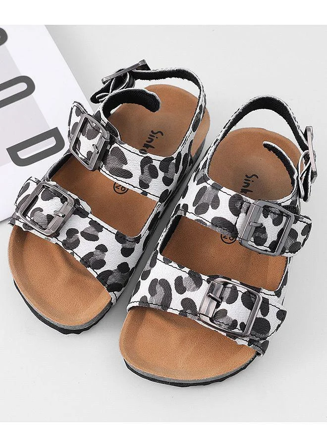 Mark & Mia Mark & Mia Leopard Print Sandals - White/Grey