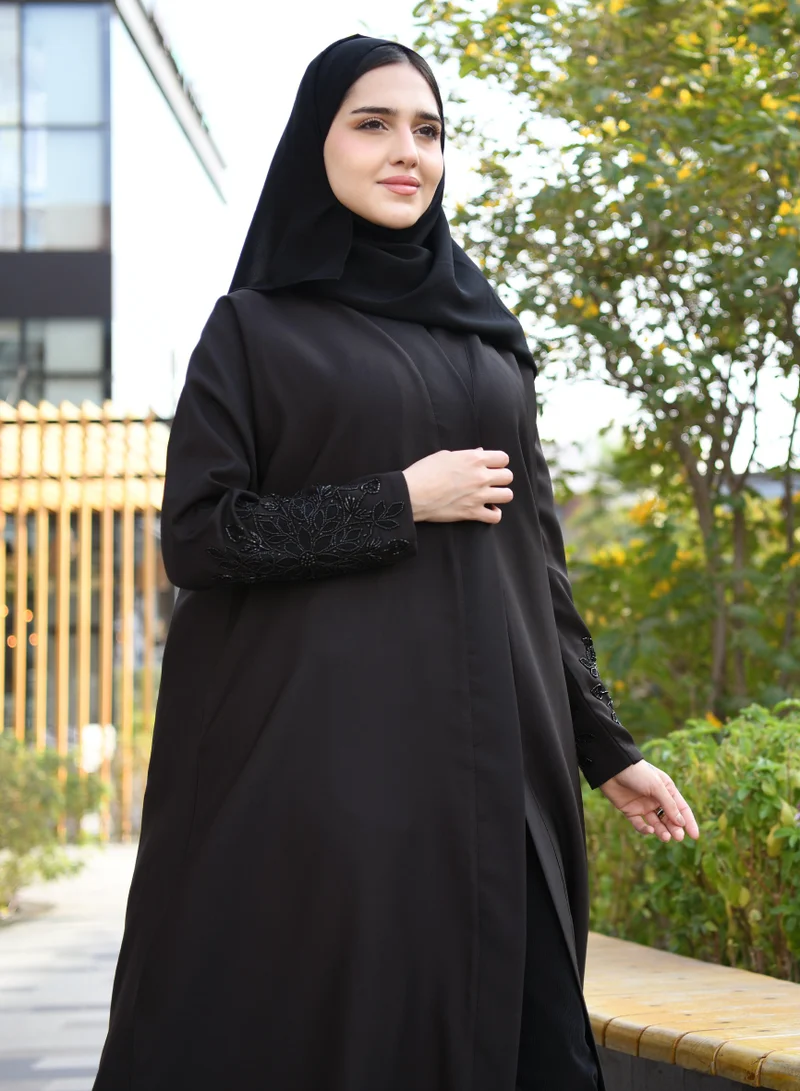 عبايات حوراء عباية لف سوداء بشك أسود يدوي على الأكمام