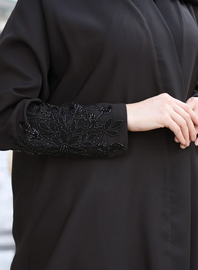عبايات حوراء عباية لف سوداء بشك أسود يدوي على الأكمام