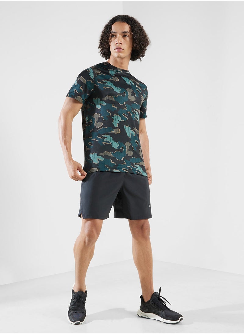 Reebok - Essential Shorts - Image 1