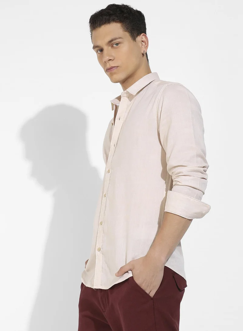 Campus Sutra Men's Beige Basic Oxford Shirt