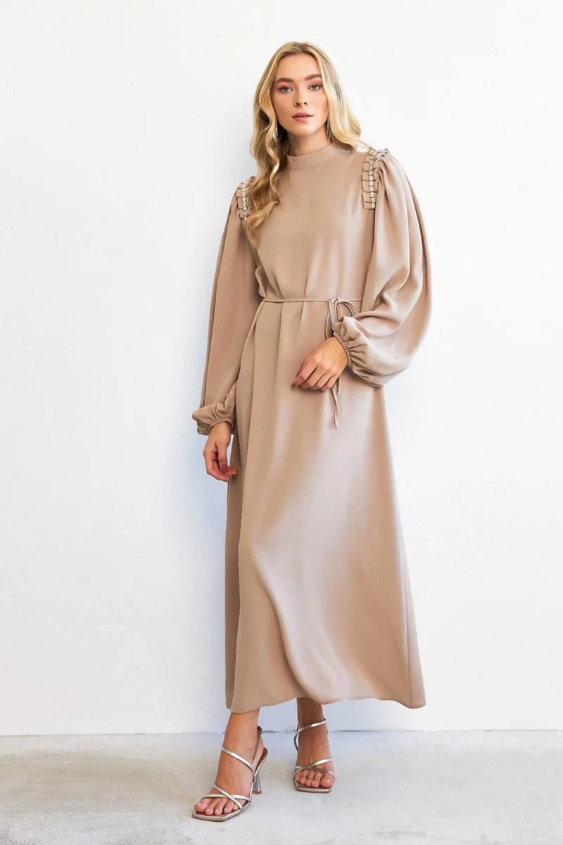 Vavinor Nova Shoulder Detail Dress - Beige