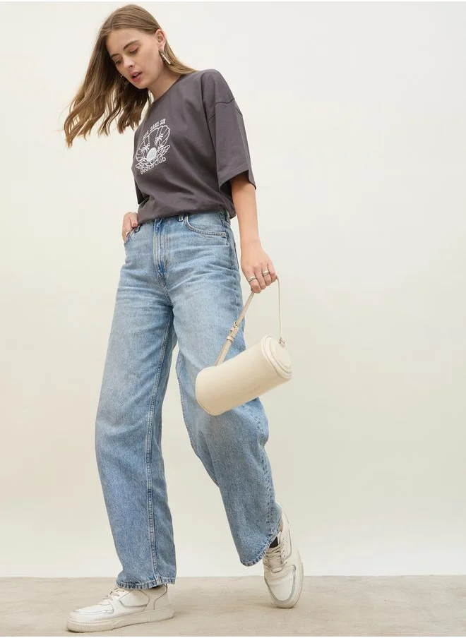 ستايلي Embroidered Dropped Shoulder Oversized T-Shirt