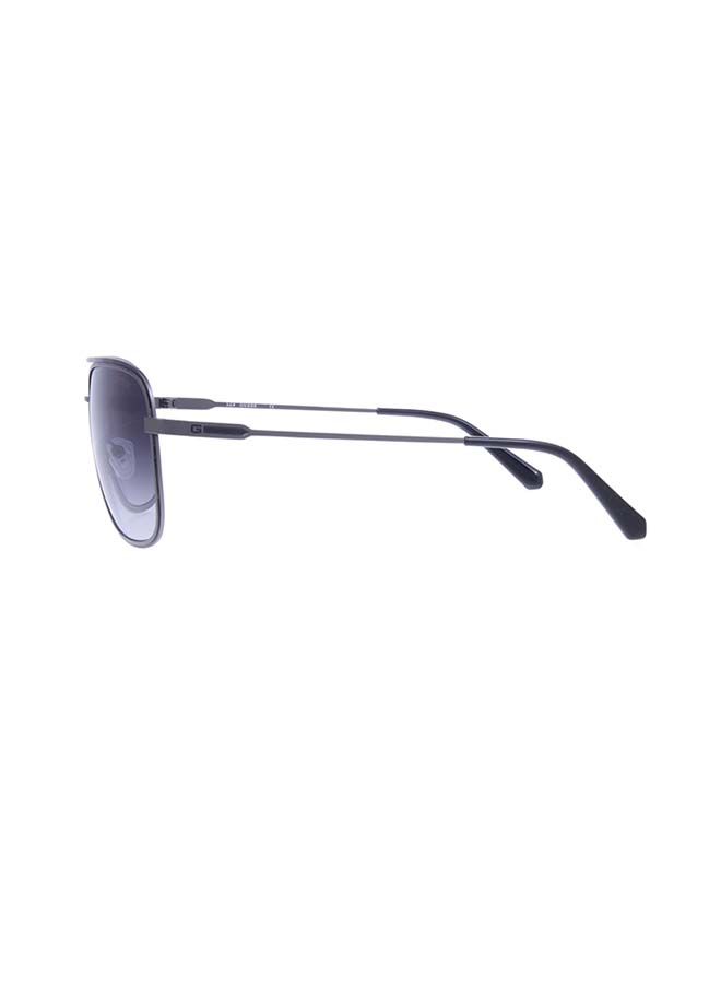 GUESS Unisex Aviator Large Sunglasses with Smoked Lenses - GU6960 07C 60mm - Image 3