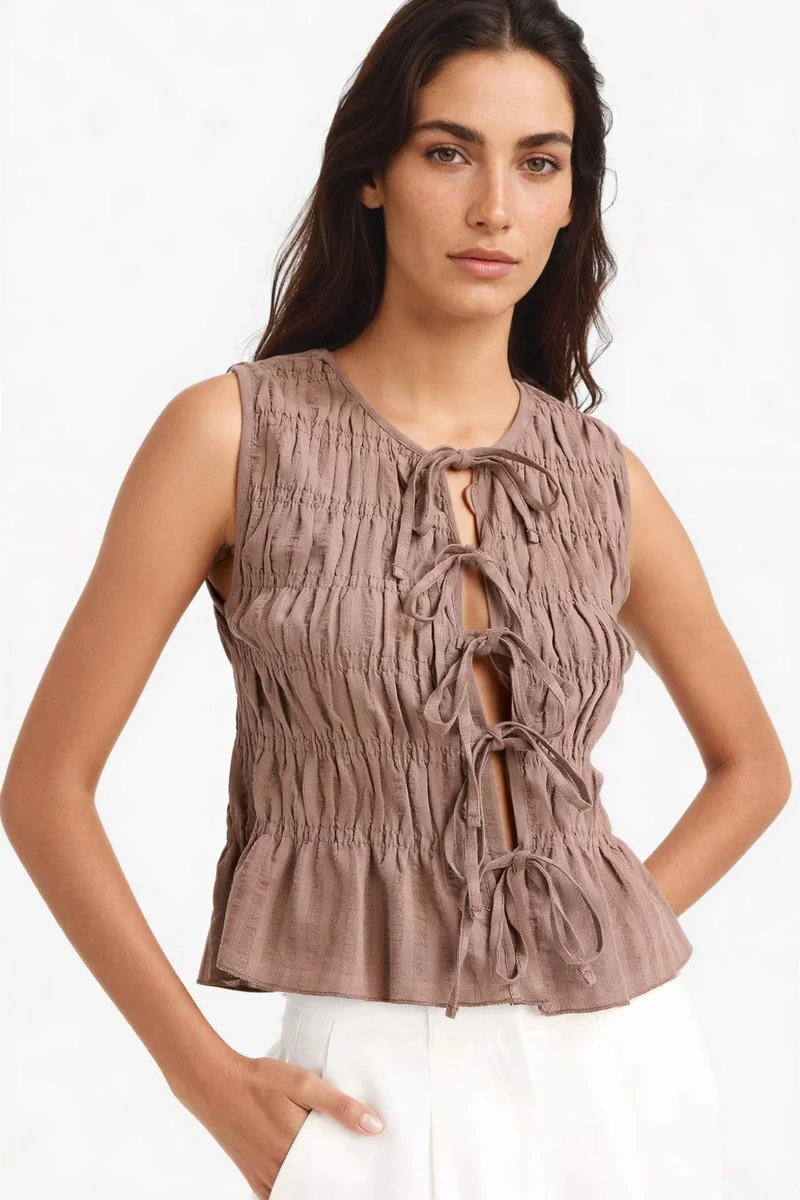 ديفاكتو Slim Fit Crew Neck Tie Front Sleeveless Blouse