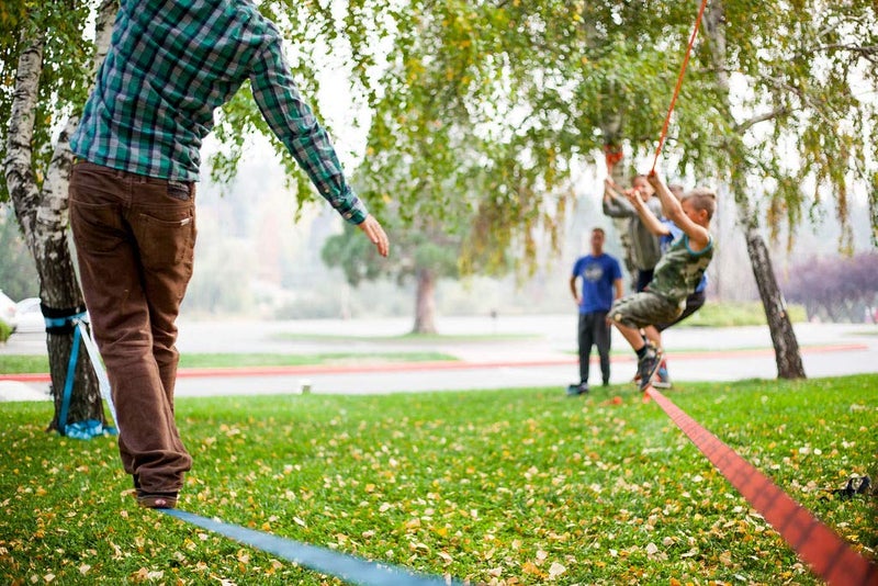 ZenMonkey Slacklines ZenMonkey Slackline Kit with Overhead Training Line, Arm Trainer, Tree Protectors, Cloth Carry Bag and Instructions, 60 Foot - Easy Setup for The Family, Kids and Adults - Image 5