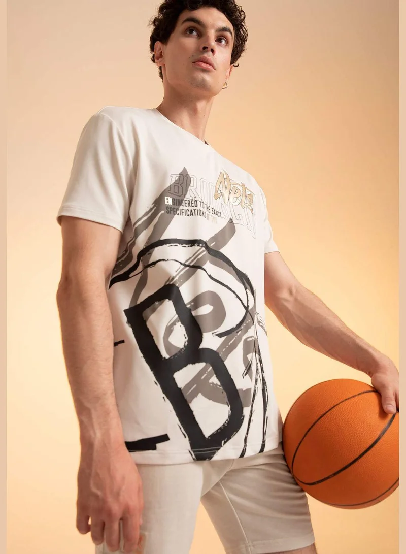 ديفاكتو Man NBA Brooklyn Nets Licenced Knitted T-Shirt