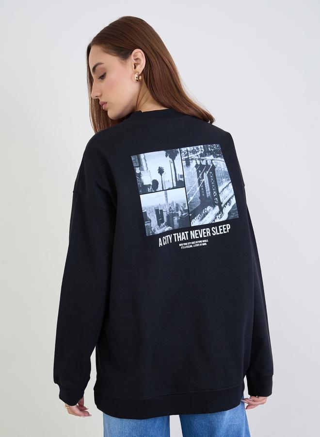 ستايلي سويت شيرت واسع أسود بطبعة كتابة - Image 5