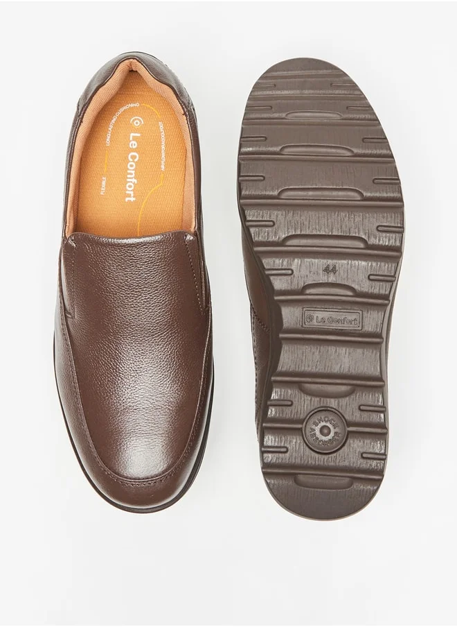 لو كونفورت Men Textured Slip-On Loafers