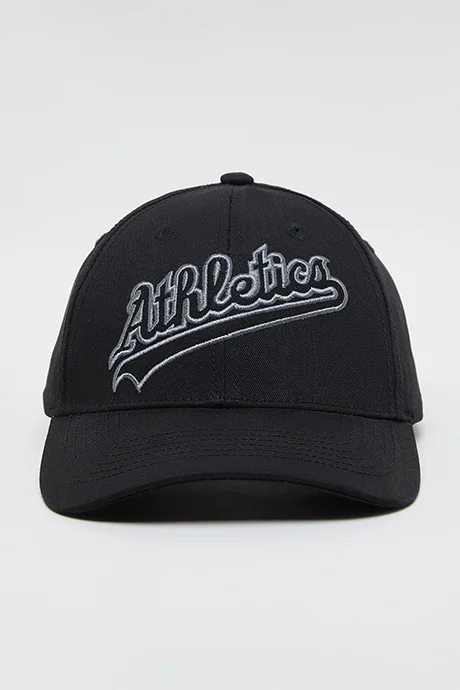 أر أند بي Embroidered Baseball Cap