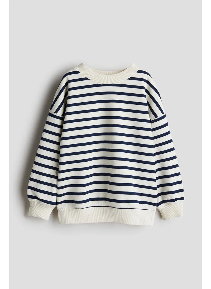 H&M Oversized crew-neck sweatshirt