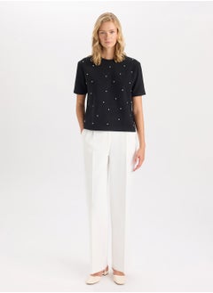 DeFacto Regular Fit Crew Neck Stone Detail Casual Short Sleeve T-Shirt  - Image 3