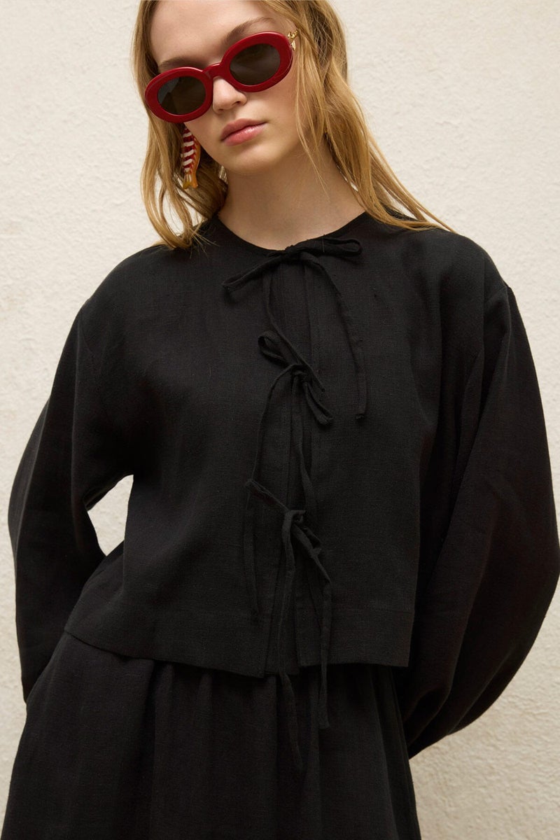 Manuka Linen Lace Detailed Blouse Black - Image 1