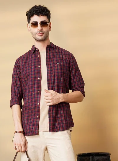 The Indian Garage Co Men Slim Fit Checkered Full Sleeves Spread Collar Casual Shirt