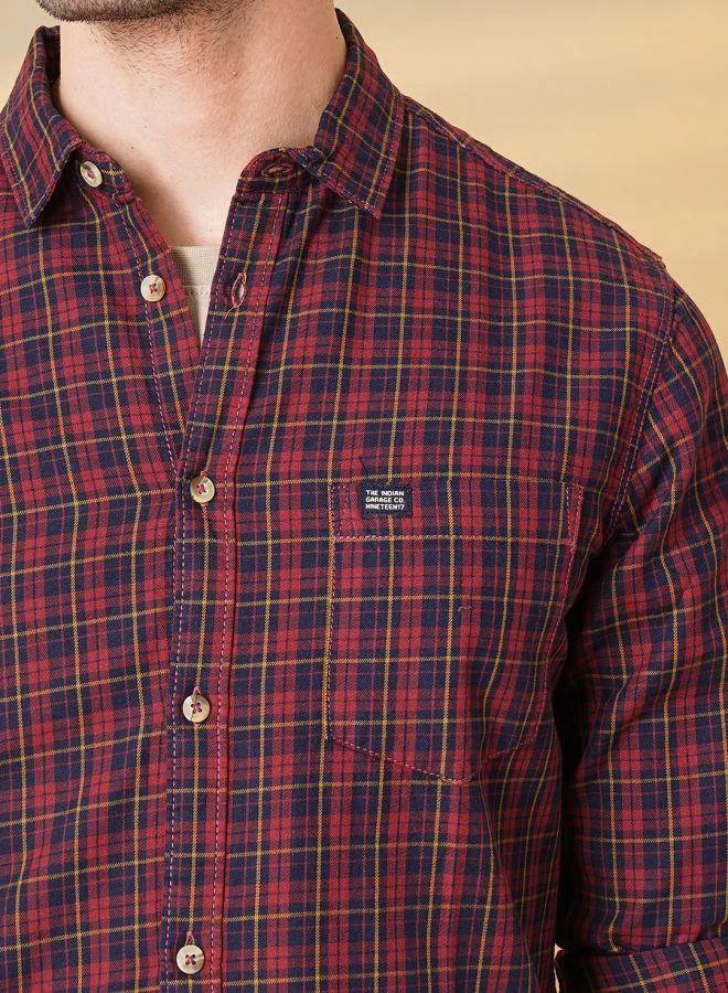 The Indian Garage Co Men Slim Fit Checkered Full Sleeves Spread Collar Casual Shirt