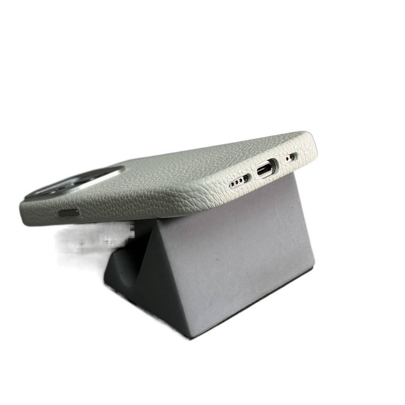 غطاء MagSafe | حماية من السقوط | مقاوم للصدمات لـ iPhone 17 / 17 Air / 17 Pro / 17 Pro Max | أسود | ملمس جلد - Image 4