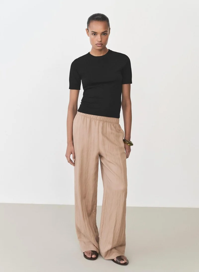مانجو Short-Sleeved Fine-Knit Sweater